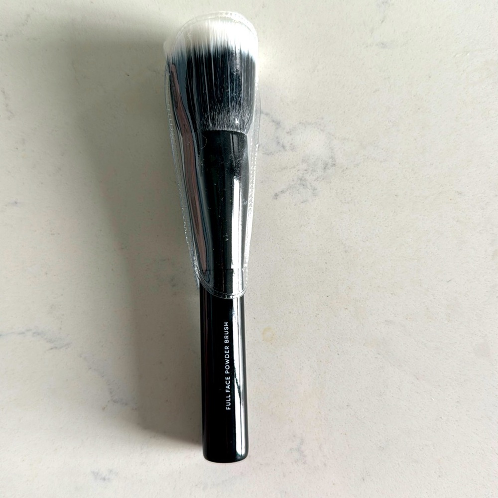 NEW LAURA GELLER Full Face Powder Brush